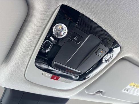 Used 2025 Kia Seltos S FWD image 31