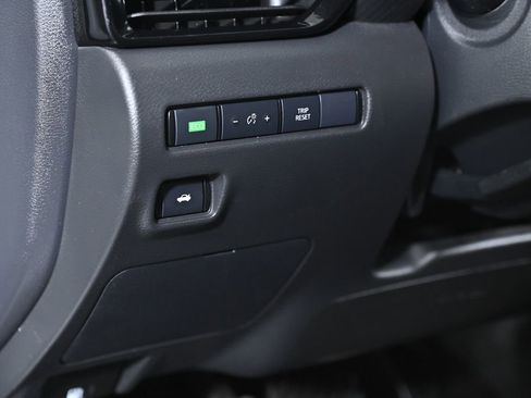 Used 2023 Nissan Sentra SV image 22