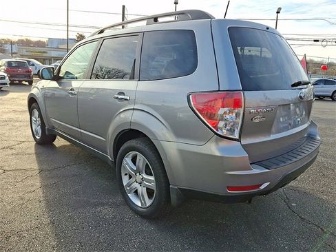 Used 2009 Subaru Forester 2.5X Limited image 4