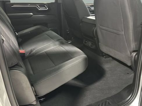 Used 2025 Chevrolet Silverado 2500 LT w/ Convenience Package AWD/4WD image 34