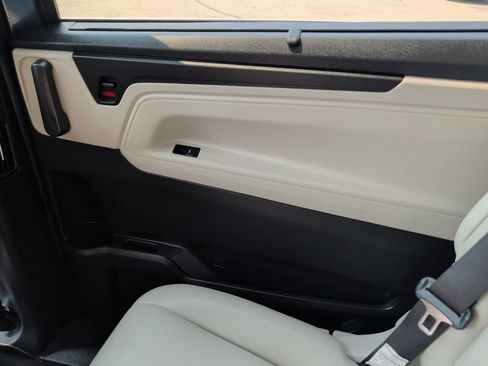 Used 2025 Honda Odyssey EX-L image 34