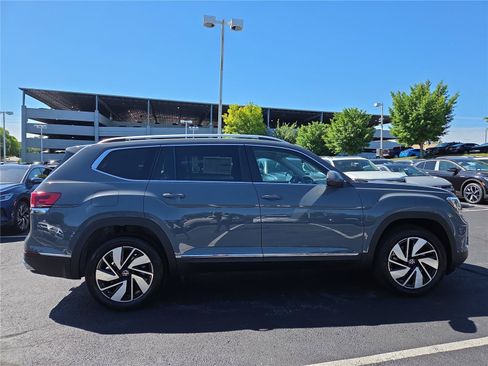 New 2026 Volkswagen Atlas SEL AWD/4WD image 2
