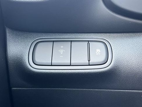 New 2026 Hyundai Venue SEL FWD image 24