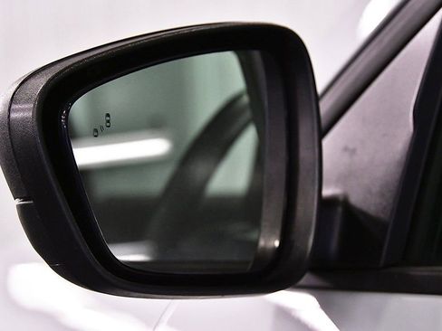 Used 2025 Ford Escape ST-Line image 14