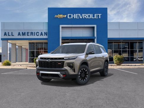 New 2026 Chevrolet Traverse Z71 w/ Driver Confidence Package AWD/4WD image 8
