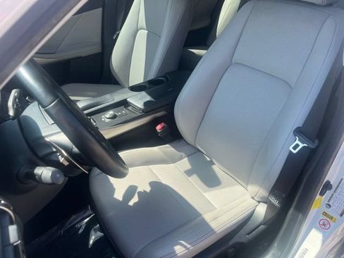 Used 2015 Lexus IS 350 w/ Navigation System Package RWD image 15