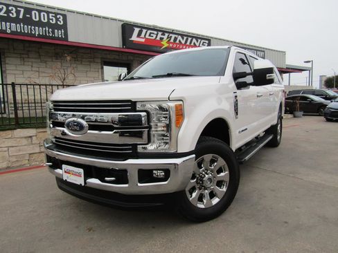 Used 2017 Ford F250 Lariat w/ Lariat Ultimate Package image 1
