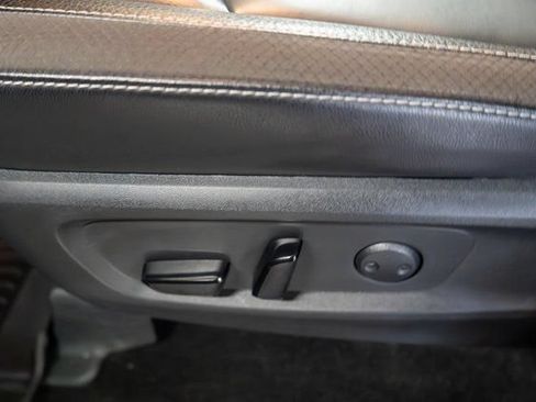 Used 2024 Nissan Pathfinder SL AWD/4WD image 22