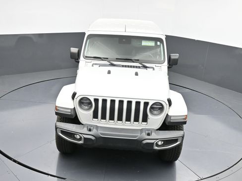 Used 2019 Jeep Wrangler Unlimited Sahara image 31