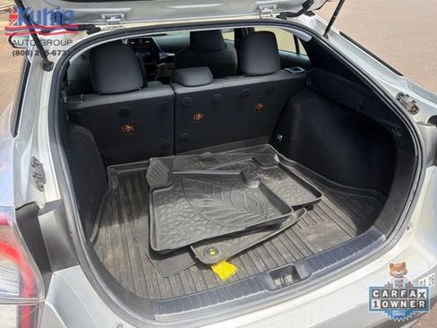 Used 2018 Toyota Prius Two FWD image 36