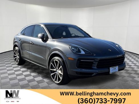 Used 2021 Porsche Cayenne Coupe w/ Premium Package image 1