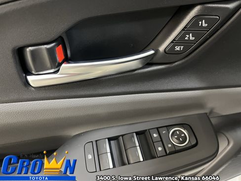 New 2026 Toyota Prius Limited image 19