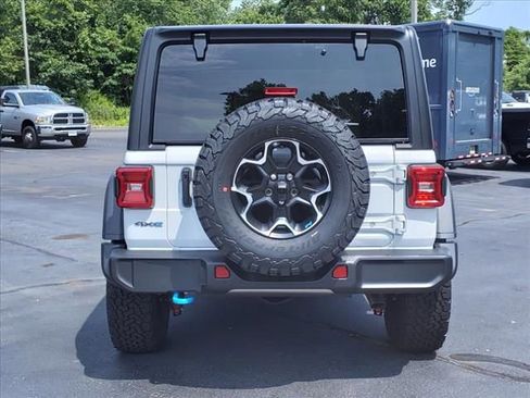 New 2023 Jeep Wrangler Unlimited Rubicon 4xe w/ Dual Top Group image 6