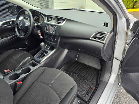 Used 2018 Nissan Sentra S image 12