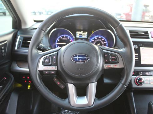 Used 2017 Subaru Outback 2.5i Limited AWD/4WD image 16