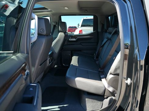 Used 2024 GMC Sierra 1500 Elevation w/ Elevation Premium Package AWD/4WD image 27