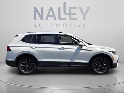 Used 2023 Volkswagen Tiguan SE image 6