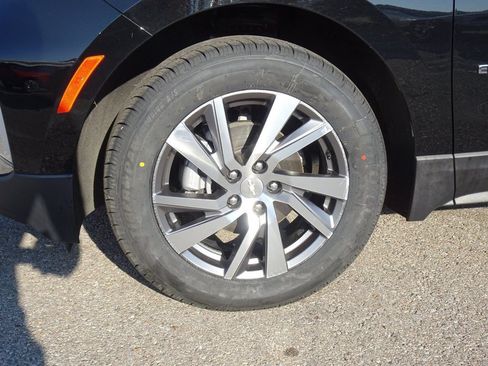 Used 2024 Chevrolet Equinox Premier FWD image 26