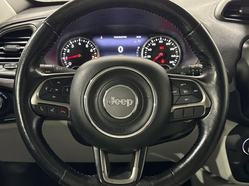 Used 2020 Jeep Renegade Limited w/ LED Lighting Group image 3