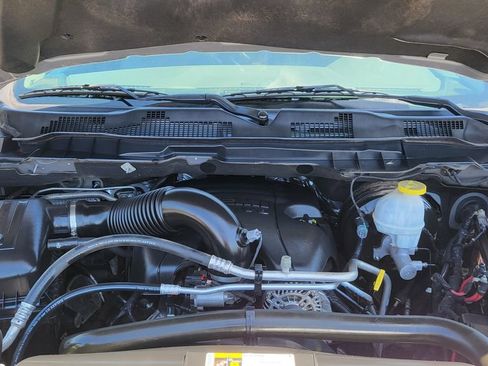 Used 2019 RAM 1500 Lone Star AWD/4WD image 41
