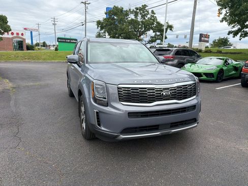 Used 2020 Kia Telluride EX AWD/4WD image 23