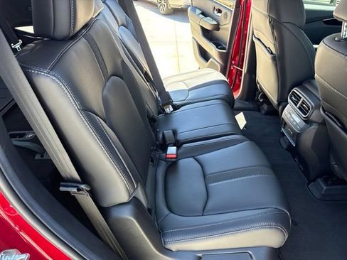 Certified 2025 Honda Pilot EX-L image 14