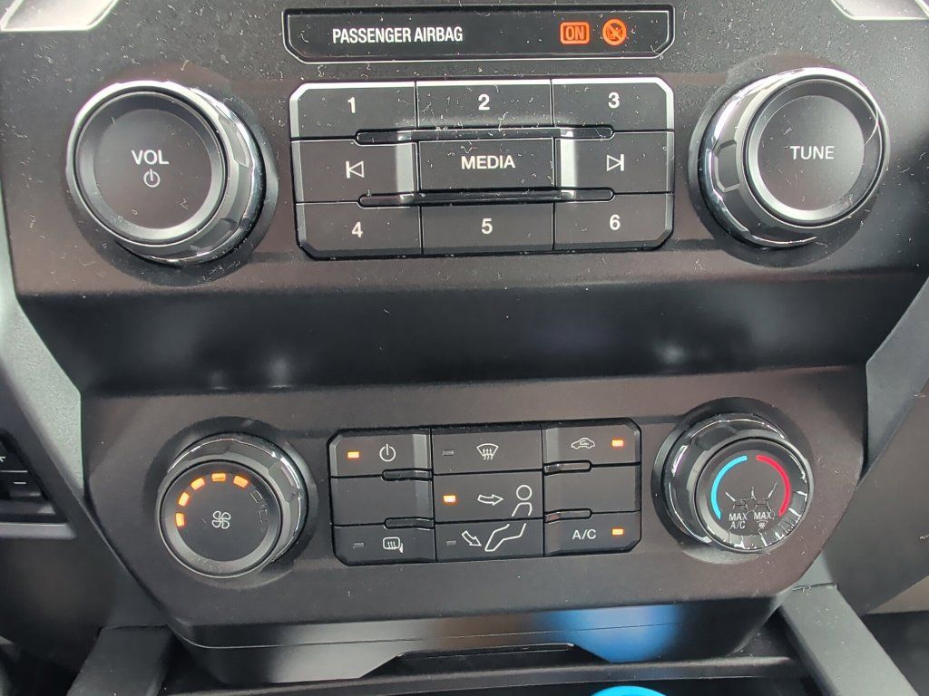 Used 2020 Ford F250 XLT w/ XLT Value Package AWD/4WD image 17