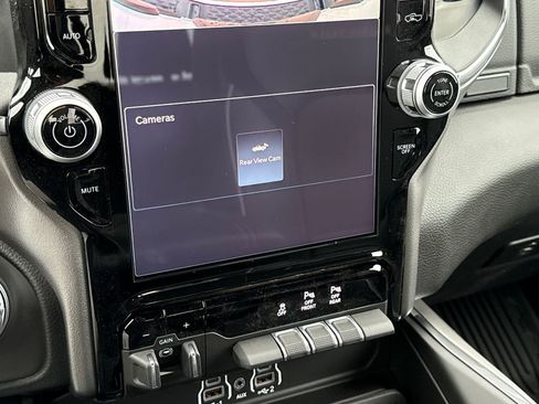 New 2026 RAM 1500 Laramie AWD/4WD image 26