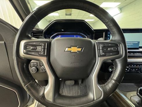 Used 2024 Chevrolet Silverado 1500 LT w/ Z71 Off-Road Package AWD/4WD image 36