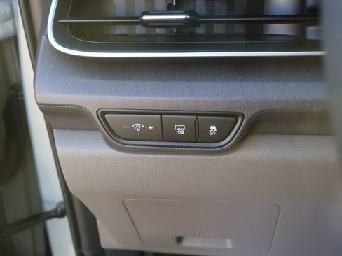 New 2026 Kia Carnival EX image 29