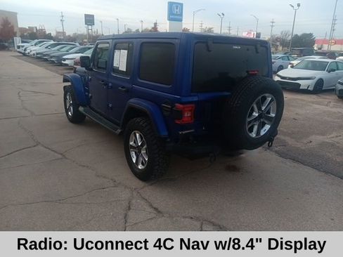 Used 2018 Jeep Wrangler Unlimited Sahara image 7