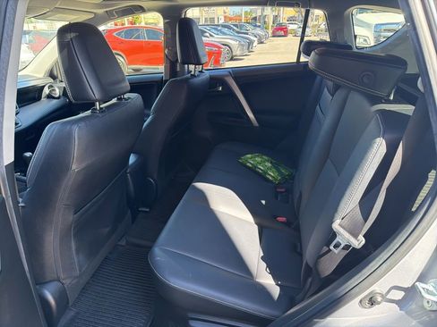 Used 2018 Toyota RAV4 Limited image 16