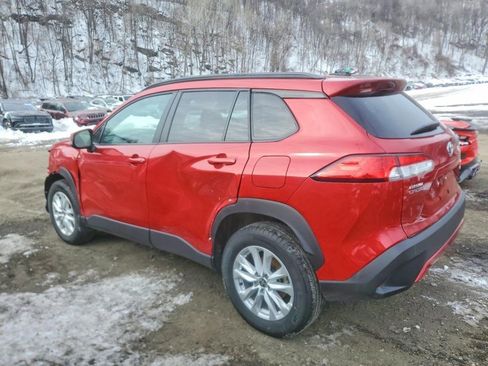 Used 2024 Toyota Corolla Cross LE image 4