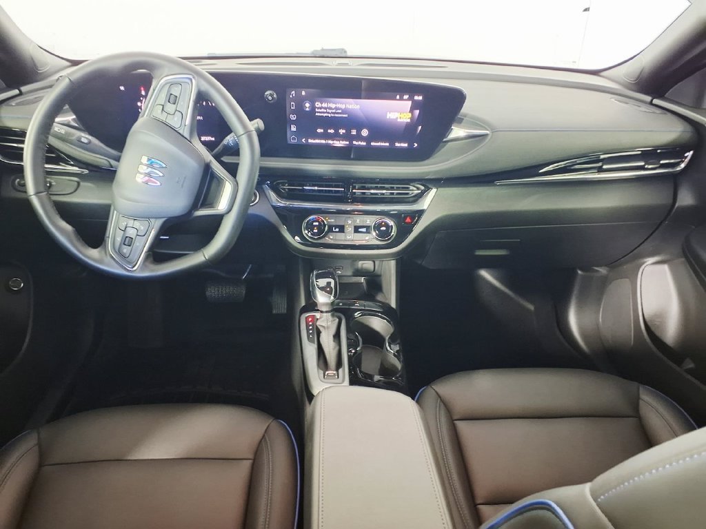 Used 2025 Buick Envista Sport Touring w/ Convenience I Package FWD image 12