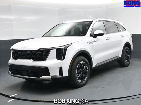 New 2026 Kia Sorento S image 1