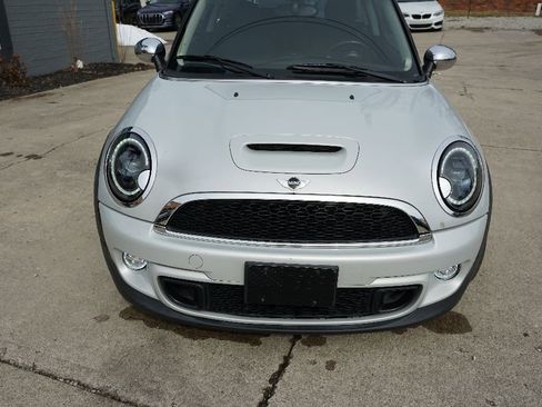 Used 2011 MINI Cooper S image 9