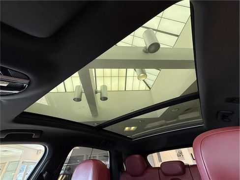 Used 2022 Porsche Cayenne E-Hybrid w/ Premium Plus Package image 47