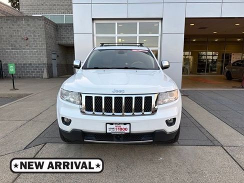Used 2013 Jeep Grand Cherokee Overland w/ Advance Technology Group AWD/4WD image 1