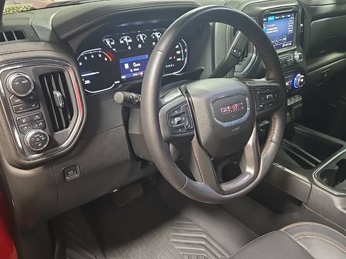 Used 2022 GMC Sierra 2500 AT4 w/ AT4 Preferred Package AWD/4WD image 19