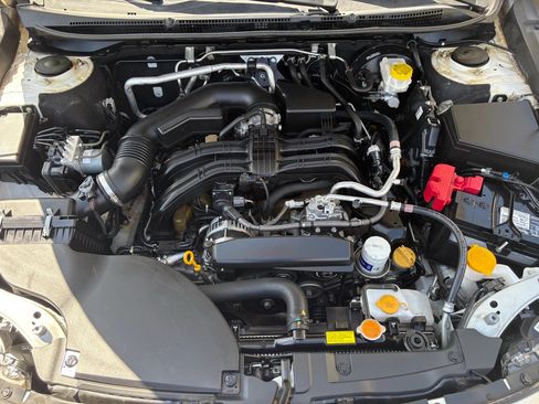 Used 2020 Subaru Outback Touring AWD/4WD image 39
