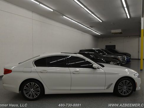 Used 2020 BMW 530e image 8