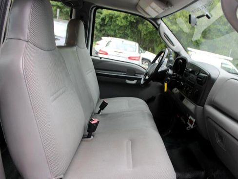 Used 2006 Ford F250 Lariat image 11