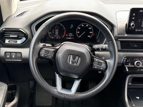 Used 2024 Honda Pilot Touring image 39