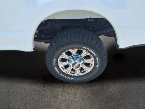 Used 2017 Ford F350 XLT w/ XLT Premium Package AWD/4WD image 20