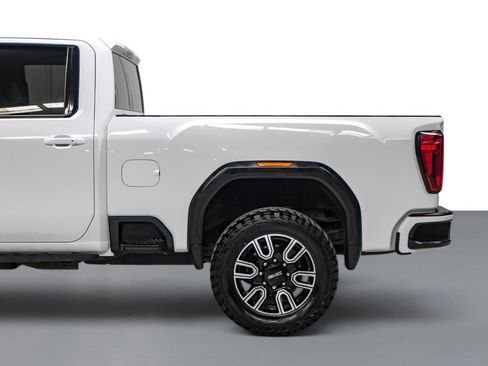 Used 2023 GMC Sierra 2500 AT4 AWD/4WD image 11