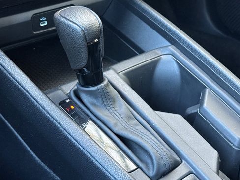 Used 2025 Honda Accord LX image 17
