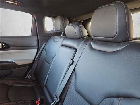 Used 2023 Jeep Compass Limited image 22