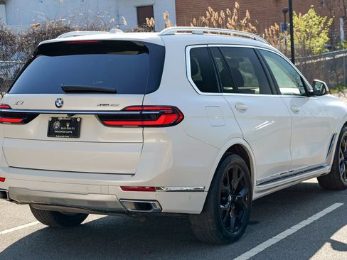 Used 2024 BMW X7 xDrive40i w/ Premium Package AWD/4WD image 7