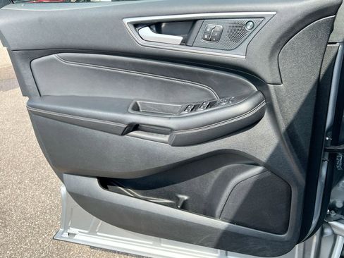 Used 2024 Ford Edge Titanium w/ Equipment Group 301A image 29