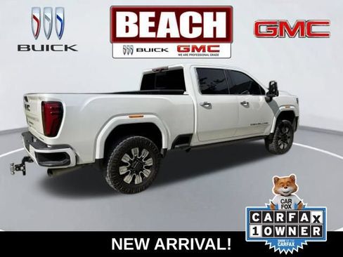 Used 2024 GMC Sierra 2500 Denali w/ Denali Reserve Package AWD/4WD image 1